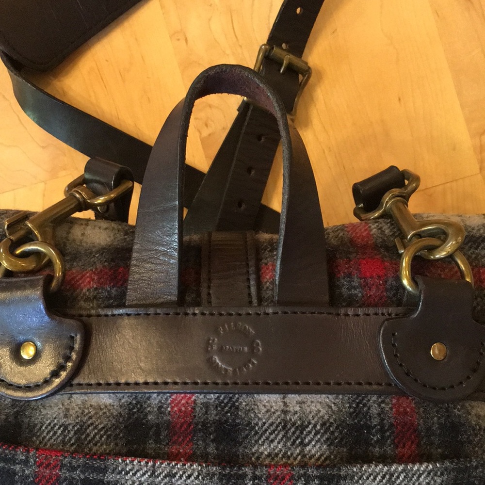 FILSON | Small Feild Bag Tartan Plaid Wool - Picture 9 of 16